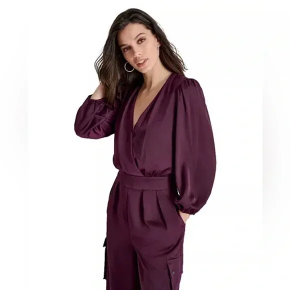 DKNY Women's Surplice-Neck Long-Sleeve Utility Jumpsuit New - Picture 5 of 6